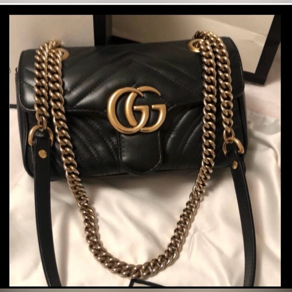 Gucci Black Marmont Matelassé Shoulder Bag